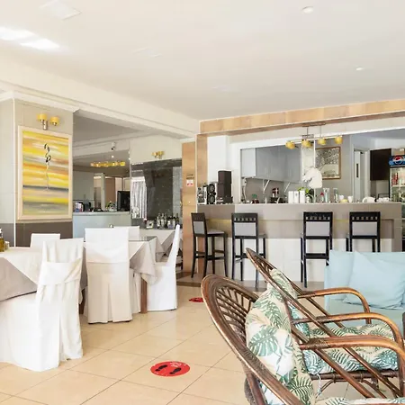 Pigasos Guest house Nikiana