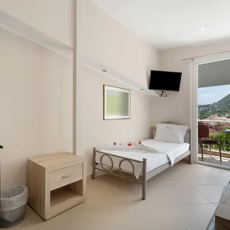 Pigasos Guest house Nikiana