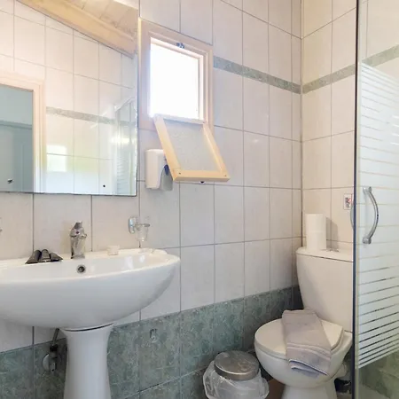 Pigasos Guest house 3*