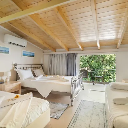 Pigasos Guest house Nikiana
