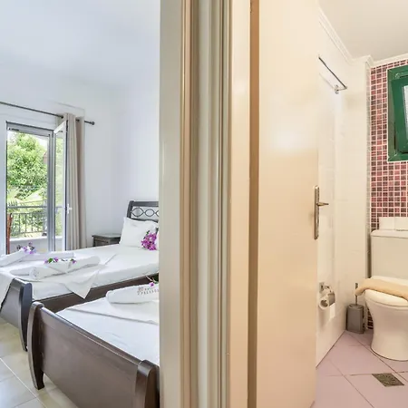 Pigasos Guest house 3*