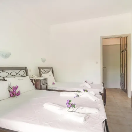 Pigasos Guest house 3*